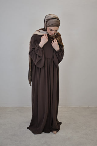 Mina Abaya Braun