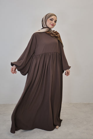Mina Abaya Braun
