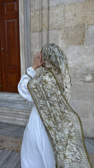 Farah scarf