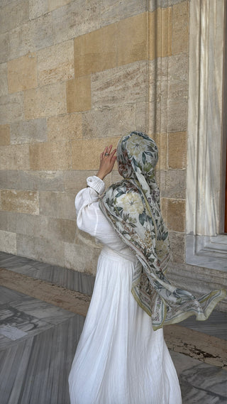 Lidya scarf