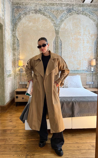 TRENCHCOAT