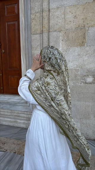 Farah scarf