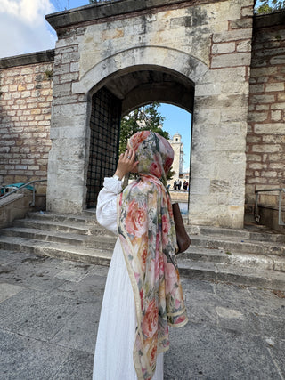 Blumen Scarf