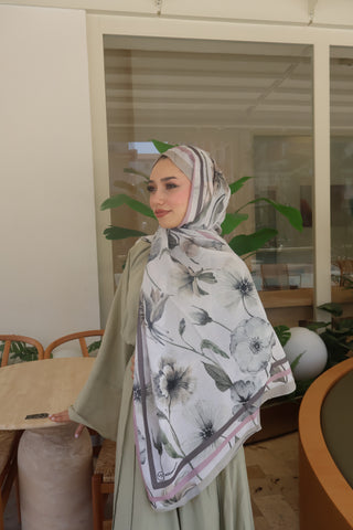 Liva Scarf