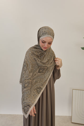 EDNA SCARF 02